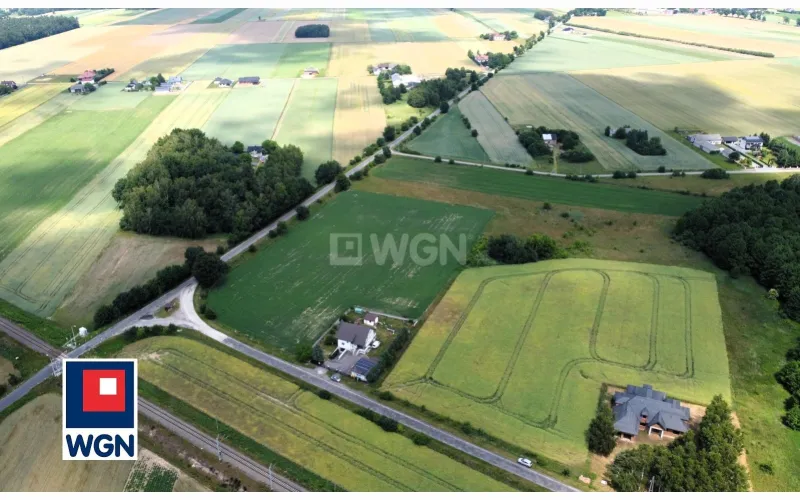 Dom na  sprzedaż Strzelce Wielkie - Urokliwy dom w spokojnej okolicy